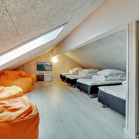 18 Person In * Nørre Nebel