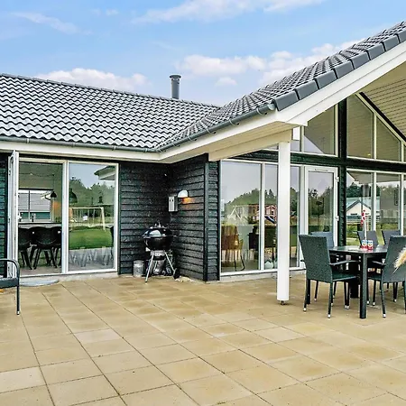 5 Star Holiday Home In Norre Nebel *