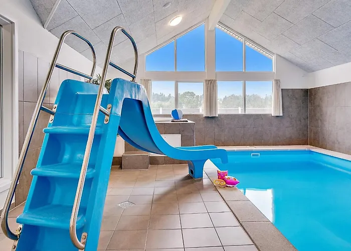 18 Person In Holiday home *