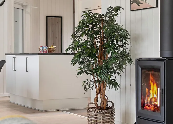 18 Person In Holiday home